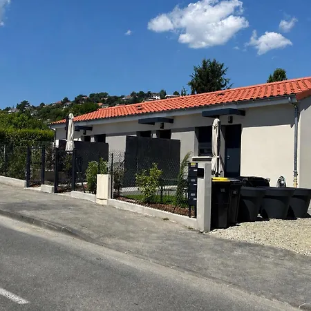 Les 3 Volcans 4 Etoiles Apartment